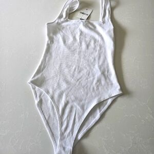 Tank top/ bodysuit white never worn new